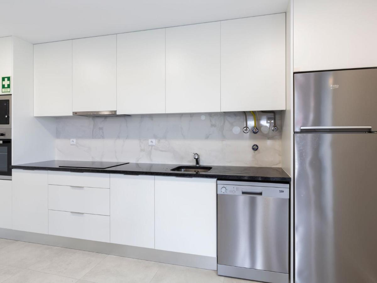 Beautiful Apartment In S O Martinho Do Porto With Balcony Sao Martinho do Porto Bagian luar foto