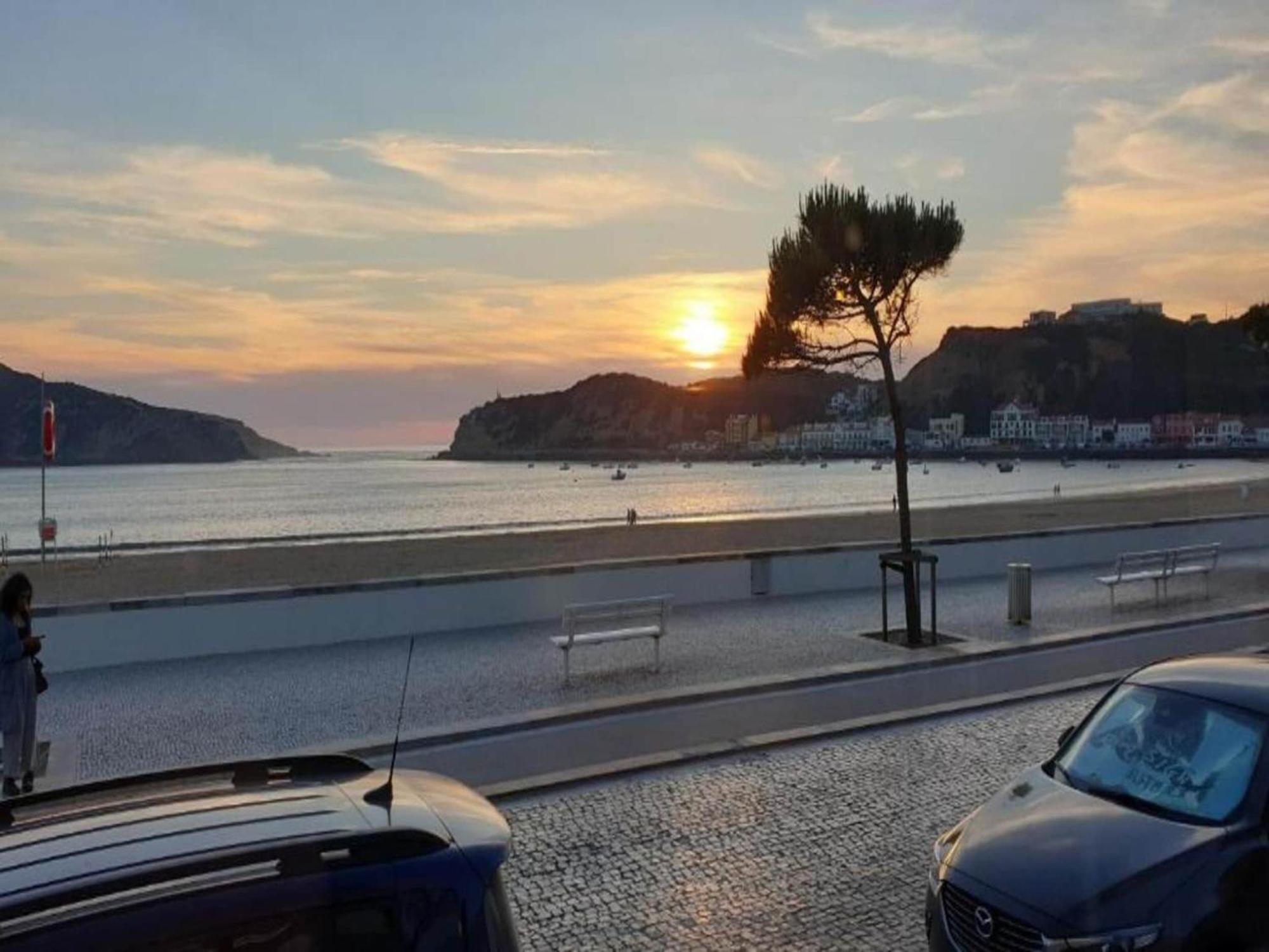 Beautiful Apartment In S O Martinho Do Porto With Balcony Sao Martinho do Porto Bagian luar foto