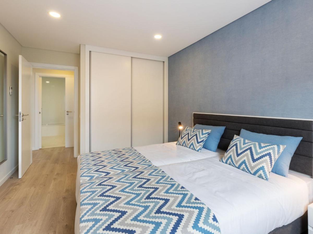 Beautiful Apartment In S O Martinho Do Porto With Balcony Sao Martinho do Porto Bagian luar foto