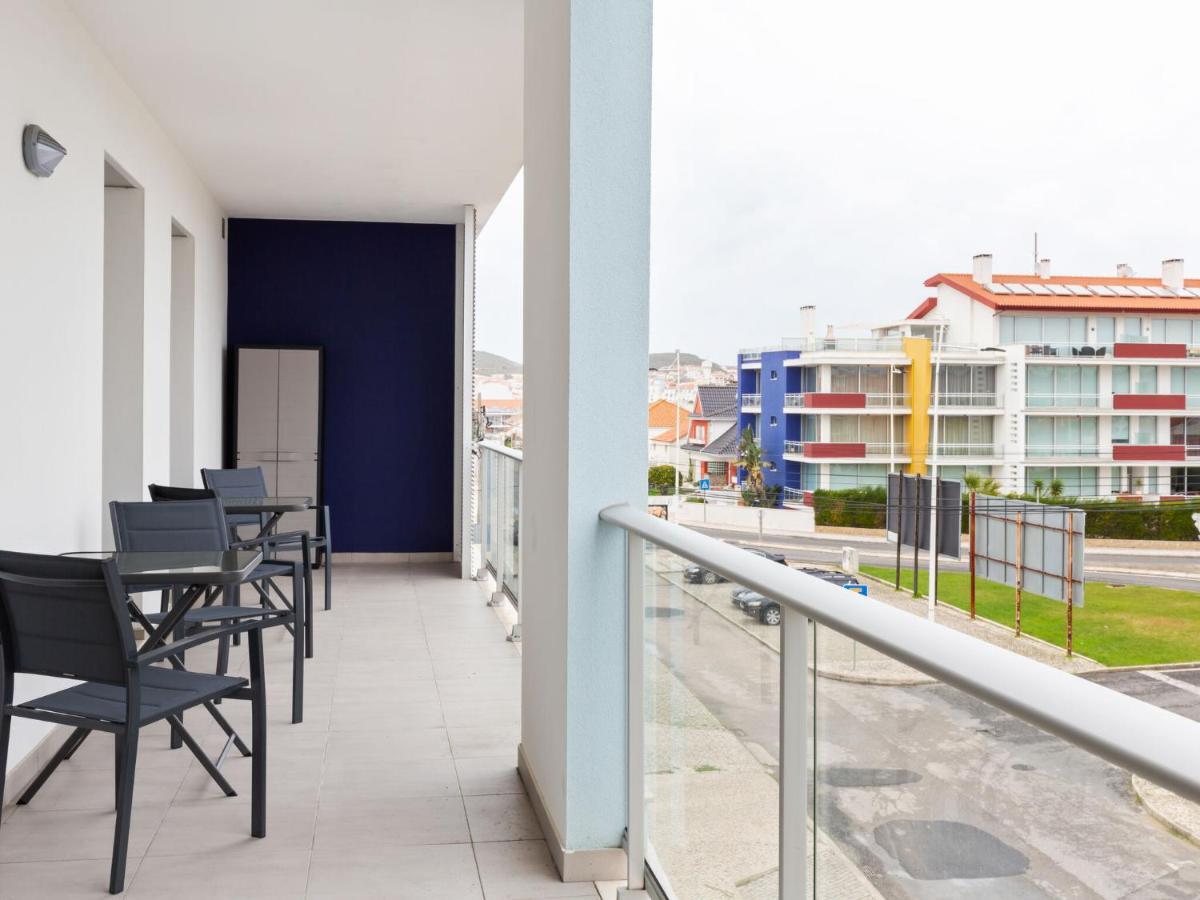Beautiful Apartment In S O Martinho Do Porto With Balcony Sao Martinho do Porto Bagian luar foto