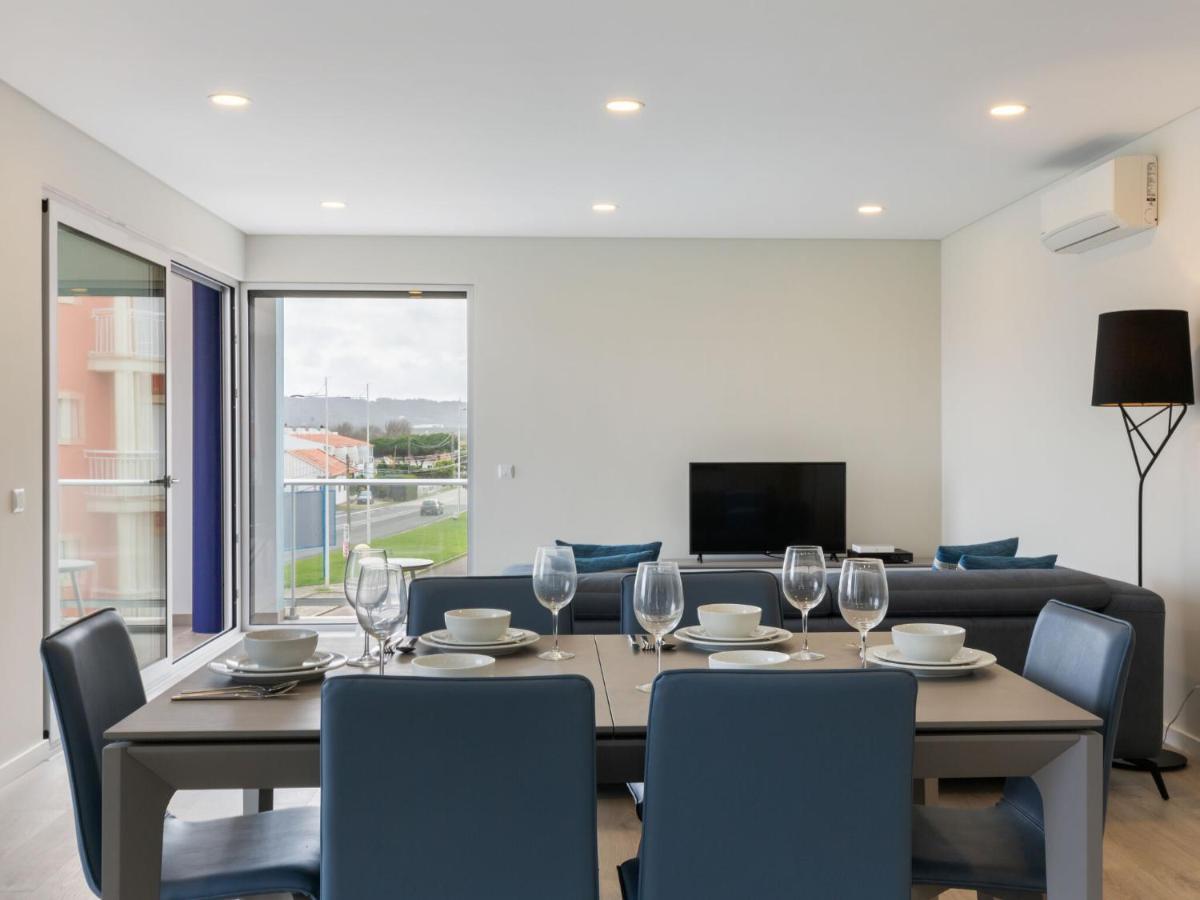 Beautiful Apartment In S O Martinho Do Porto With Balcony Sao Martinho do Porto Bagian luar foto